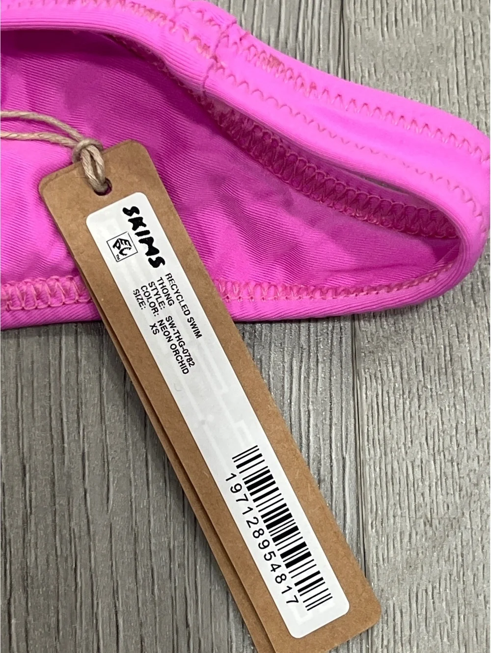 SKIMS SWIM THONG BIKINI BOTTOM IN neon Orchid